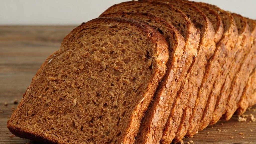 Brown Bread, commonly know and whole wheat, or whole meal bread. the color is acchived thansk to wheat flour